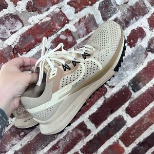 Nike Trail Women’s Sneakers size 8